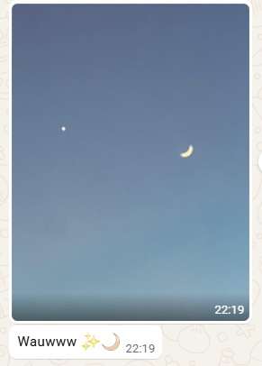 venus en maan met mobieltje